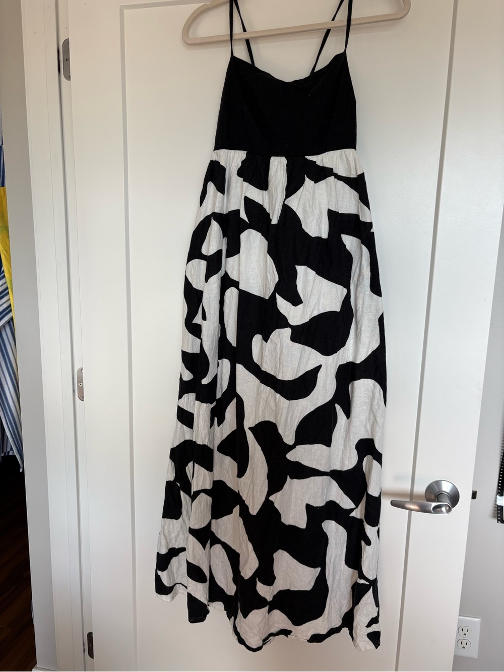 Abercrombie & Fitch Black and White Spaghetti Strap Maxi Skirt Dress - Picture 3 of 4